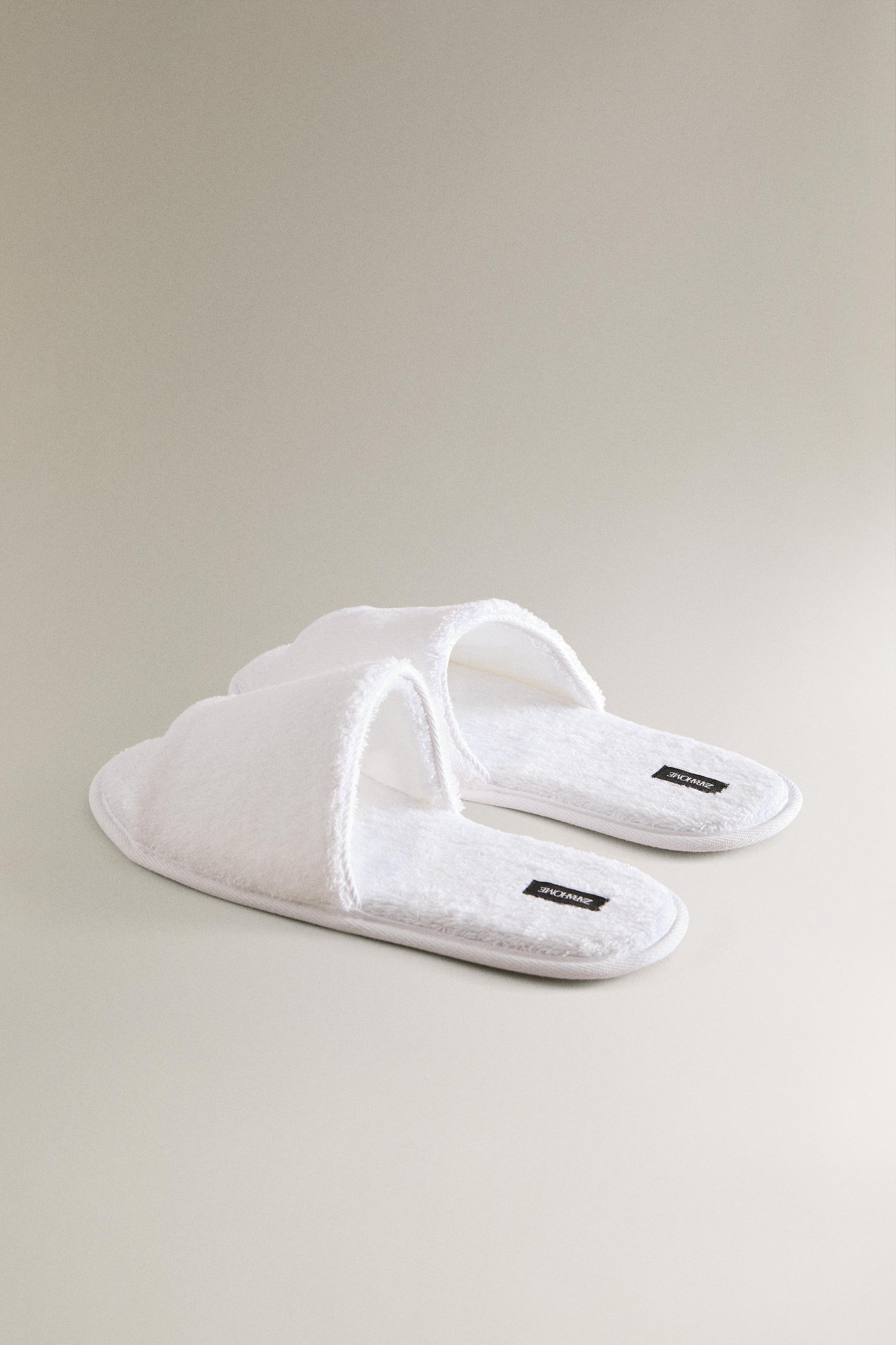 OPEN TERRY BATHROOM SLIPPERS